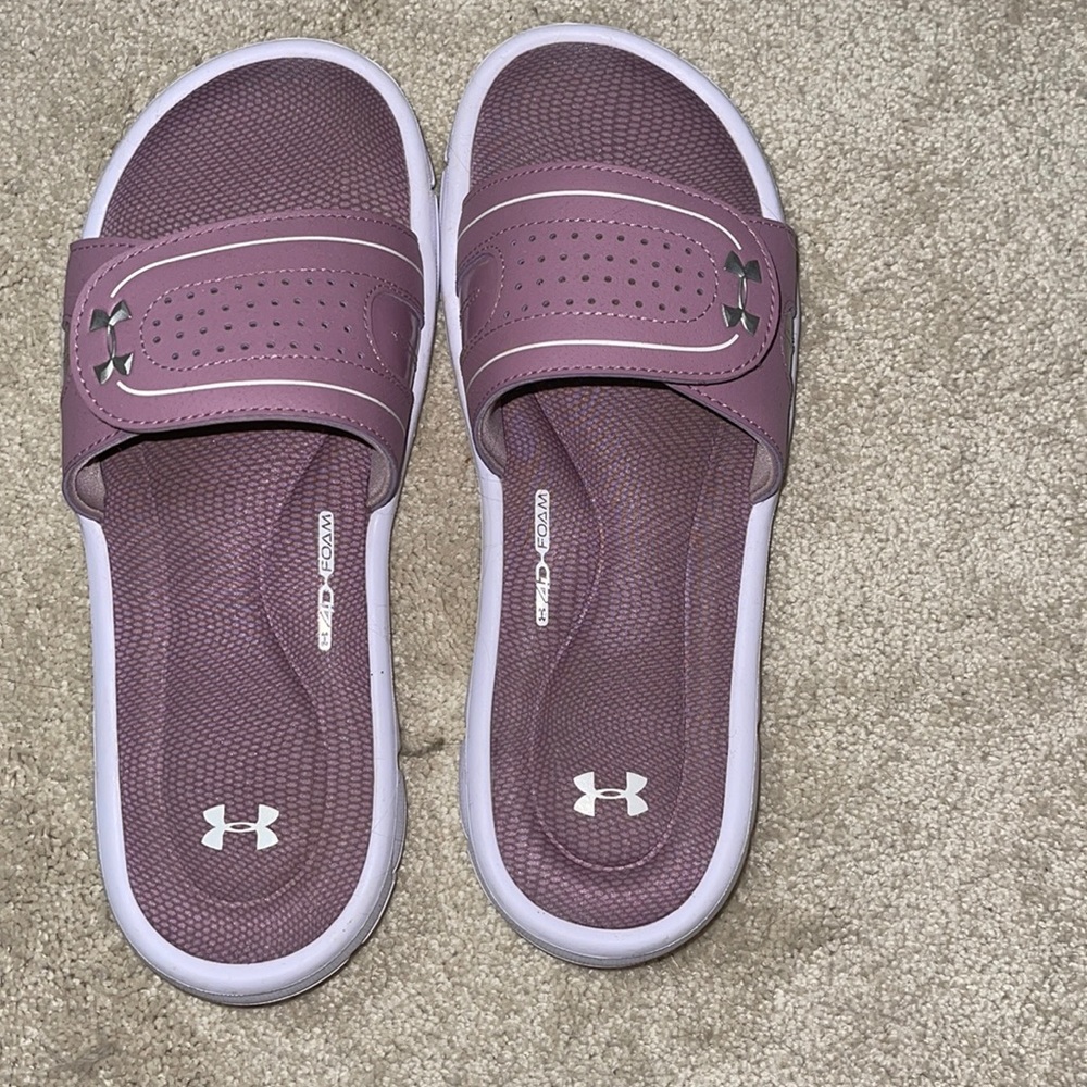 UnderArmour foam slides!